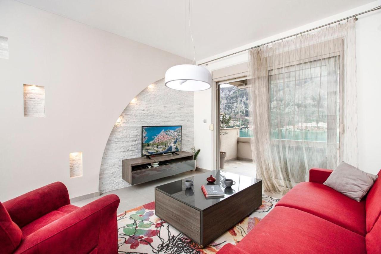 De Lux Apartments Sirena Kotor Exterior photo