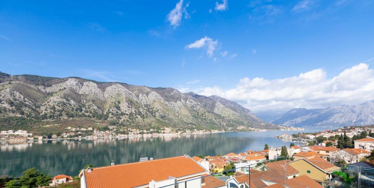 De Lux Apartments Sirena Kotor Exterior photo